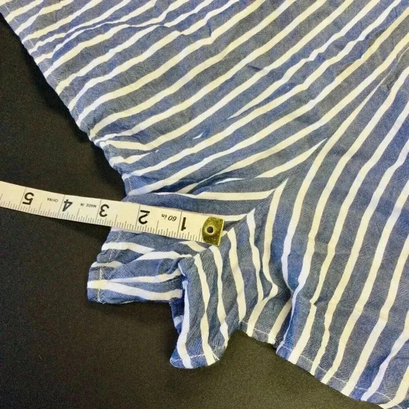 Hollister California Womens Blue White Striped Cap Sleeve Keyhole Romper Medium - Picture 9 of 11